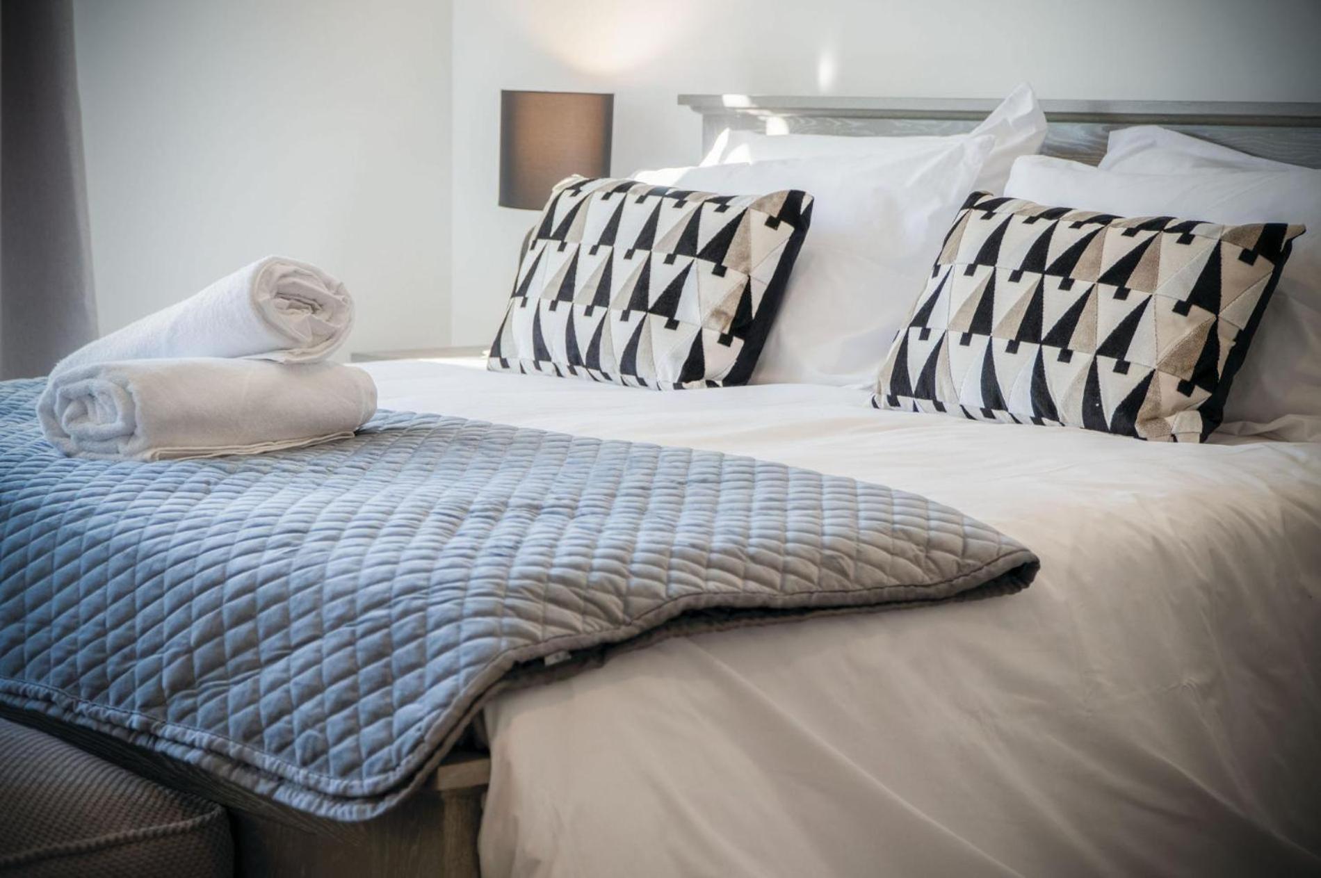 Suite 10 - Sleeping Giant Hotel - Pen Y Cae Inn Brecon Eksteriør bilde